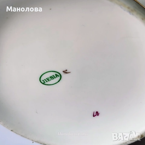 Декоративна порцеланова ваза с капак изработен от „Jiesia“, снимка 5 - Други ценни предмети - 55140224