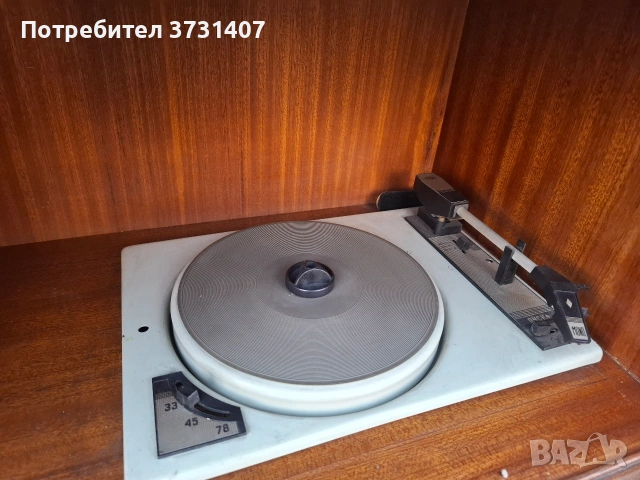 Музикален шкаф Хармония 20 , снимка 4 - Антикварни и старинни предмети - 54220499