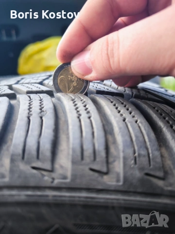 Зимни гуми Hankook Winter i*cept evo3 235/50 R18 – 2 бр., снимка 2 - Гуми и джанти - 54582173
