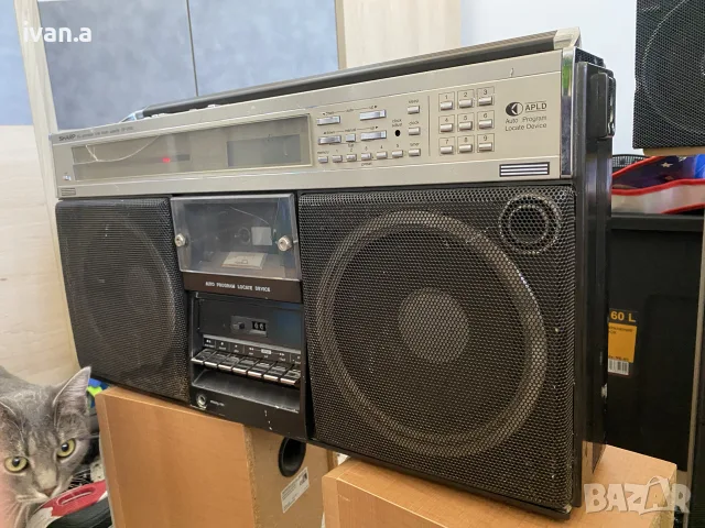 Касетофон Sharp GF-9595, снимка 2 - Радиокасетофони, транзистори - 55678187