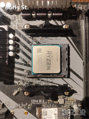 Комплект AM4 дъно Asrock B450M Pro4-F + CPU Ryzen 5 2600, снимка 2 - Дънни платки - 54697939