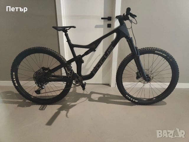 Продавам планински велосипед Focus Jam 8.8 Carbon 2023 – XL | Отлично състояние |