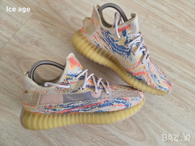 Adidas Yeezy Boost 350 V2 оригинални маратонки , снимка 5 - Маратонки - 54409682
