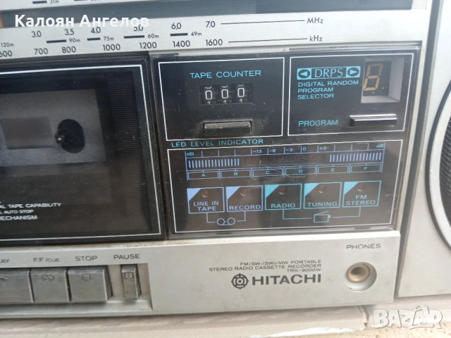 Hitachi TRK 9000W, снимка 2 - Радиокасетофони, транзистори - 54893117