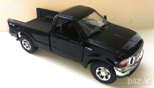 Ford F-350 Super Duty Pickup 1999 Maisto 1:27, снимка 5 - Колекции - 54563793