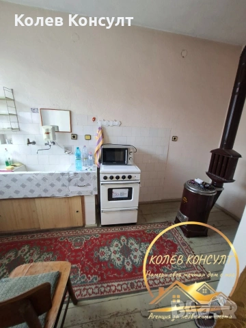 Къща гр.Чирпан, снимка 8 - Къщи - 55089094