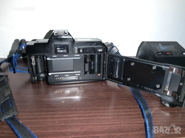 Камера MINOLTA 5000 AF PROGRAM BACK 70 Japan, снимка 9 - Фотоапарати - 44240627