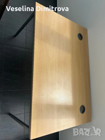 Бюро 120x60 в перфектно състояние, снимка 2 - Бюра - 54806526