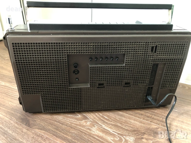 Grundig Satellit 2400 SL Profesional, снимка 6 - Радиокасетофони, транзистори - 55003512