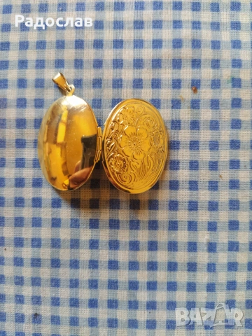 отварящ се медальон , снимка 3 - Колиета, медальони, синджири - 55194528