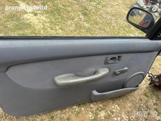 Лява дясна врата Нисан Микра К11 двуврата Nissan Micra K11 огледало огледала, снимка 5 - Части - 54958354