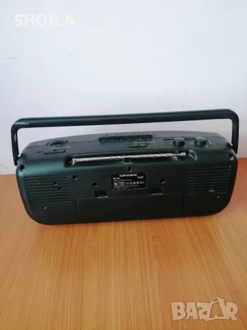 Продавам Grundig RR-300, снимка 4 - Радиокасетофони, транзистори - 51627039