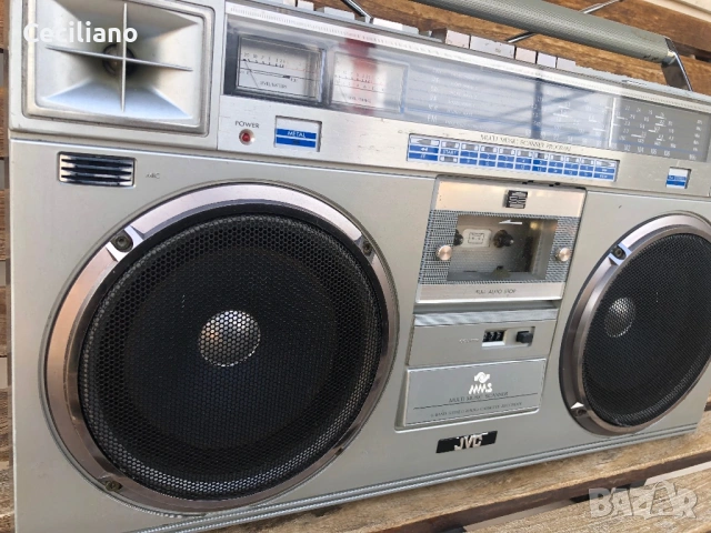JVC RC M70-Работещ  функционално на всичко радиокасетофон!, снимка 2 - Радиокасетофони, транзистори - 53974667