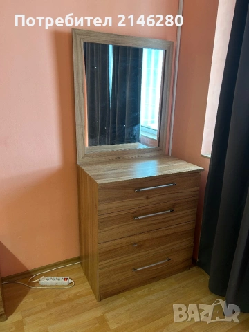 Спалня с матрак, тоалетка и нощни шкафчета, снимка 2 - Спални и легла - 54629814