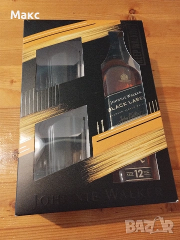 Johnnie Walker Black Label 12 Years с две чаши