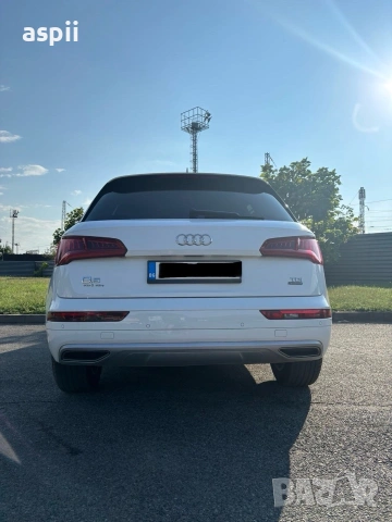 Audi Q5 2.0TDI , снимка 4 - Автомобили и джипове - 55078396