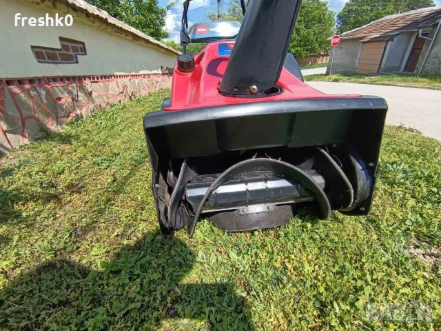 Снегорин TORO 7к.с. 60см, снимка 2 - Градинска техника - 54527639