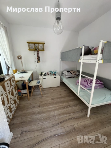 Продаваме Четиристаен апартамент в Лагера, снимка 7 - Апартаменти - 55191311