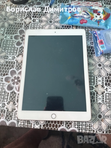 Продавам iPad6то поколение