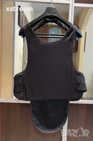 Бронежилетка VestGuard UK, за скрито носене, против хладно оръжие, Произведена във Великобритания , снимка 3 - Екипировка - 54246871
