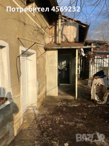 Къща с голям двор в с. Брестовица, снимка 6 - Къщи - 54026604