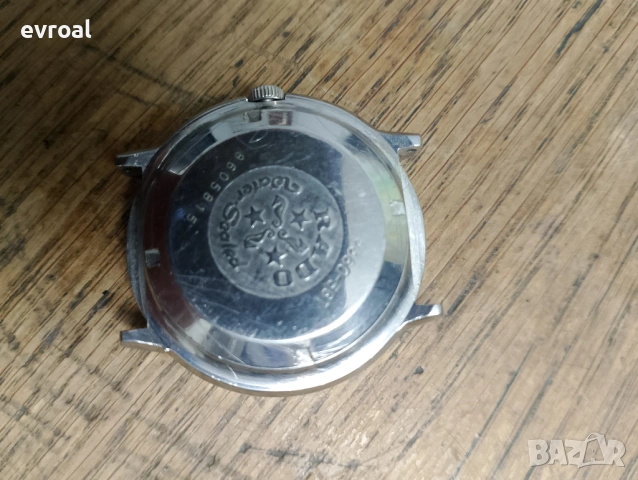 Колекционерски часовници, снимка 11 - Други ценни предмети - 54106920