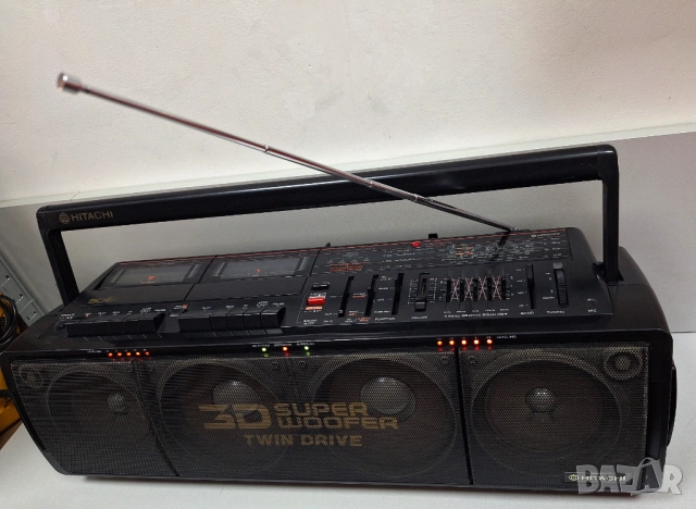 Перфектен! Радио Касетофон Hitachi TRK-3D80. , снимка 8 - Радиокасетофони, транзистори - 54205334