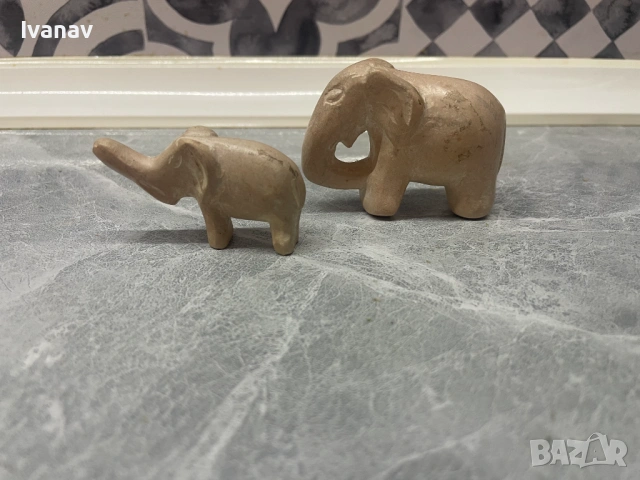 2 бр. Малки декоративни фигурки слончета