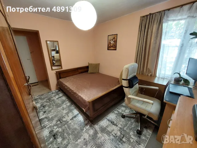 Продава се напълно обзаведена самостоятелна къща с двор в района на Зеленчукова борса, гр. Варна, снимка 6 - Къщи - 55345020