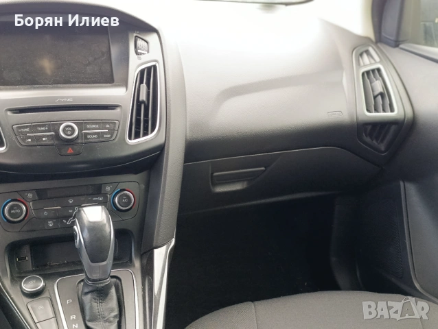 Ford Focus 1.5 Eco boost, снимка 4 - Автомобили и джипове - 54525642