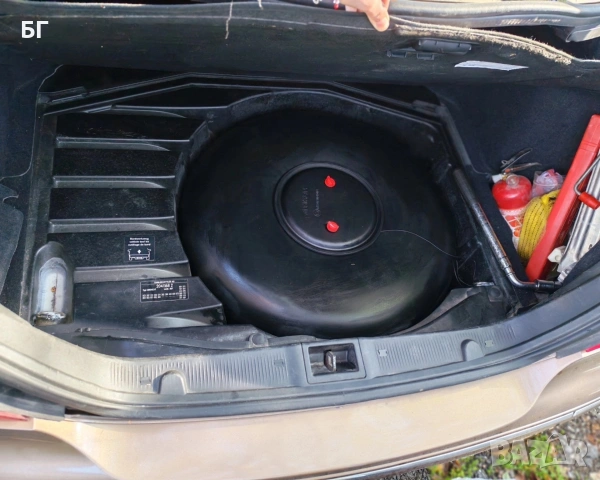 Мерцедес CLK 200 Компресор с Чисто Нова газова! Двигателя е с верига! С малък разход на гориво! , снимка 7 - Автомобили и джипове - 54022887