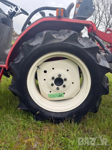 Продавам японски трактор Yanmar 24к.с. 4х4, снимка 11 - Селскостопанска техника - 54280043