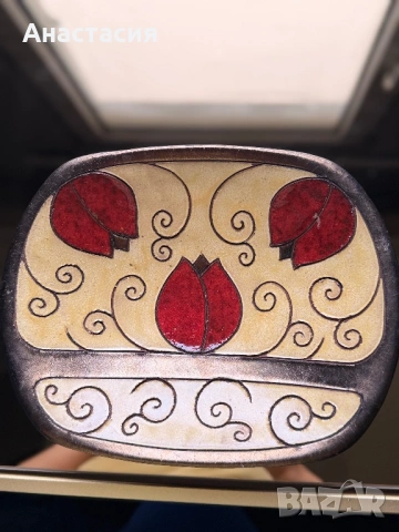 Старинна чиния ръчно рисувана 