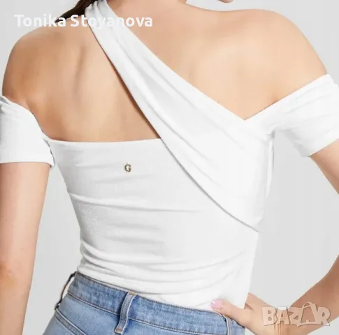 Топ Guess, размер С, бял цвят, снимка 2 - Потници - 55688294