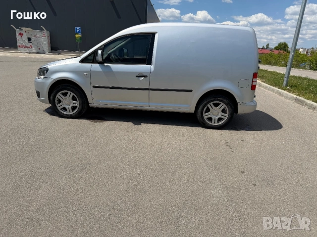 VW caddy 1.6 tdi, снимка 4 - Автомобили и джипове - 54446922