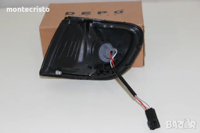 ✔️НОВ Десен мигач Nissan Sunny (1992-1995г.) B613063C00 Нисан Съни, снимка 4 - Части - 55358599
