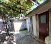 Продава се напълно обзаведена самостоятелна къща с двор в района на Зеленчукова борса, гр. Варна, снимка 4