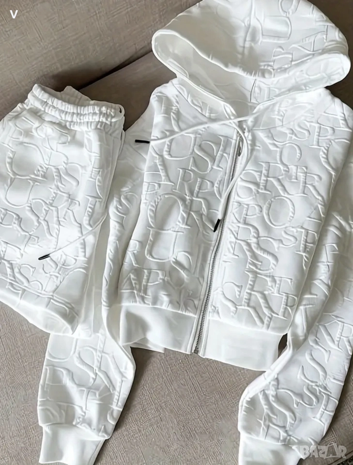Дамски комплект, снимка 1