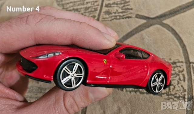 Колички Ferrari Burago 1/43, снимка 6 - Коли, камиони, мотори, писти - 54155711