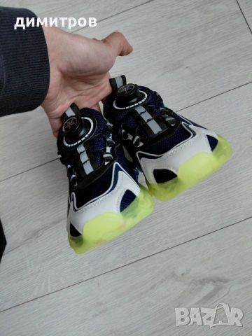 Детски маратонки с механизъм за закопчаване , снимка 10 - Детски маратонки - 54363847