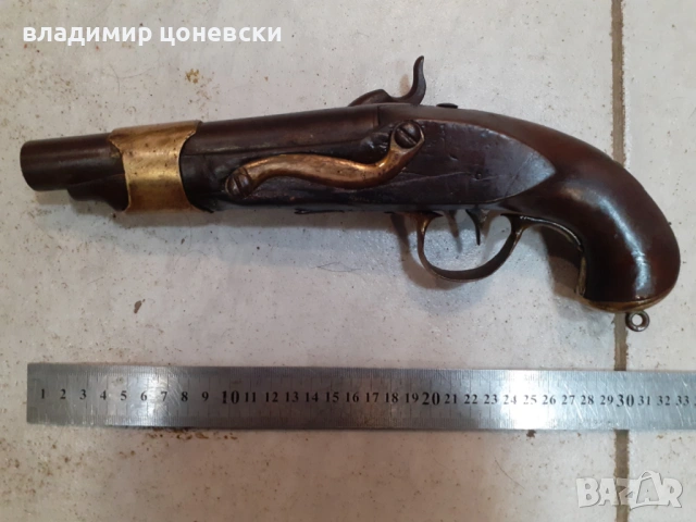 Френски военен капсулен пистолет от времето на Наполеон.Произведен началото на 19 век,на над 200 год, снимка 7 - Колекции - 54508062