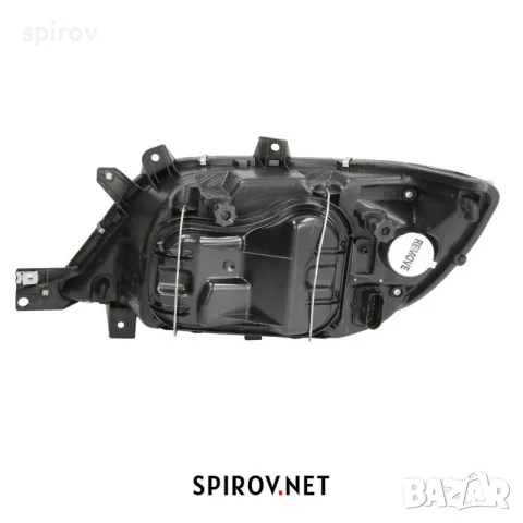 Десен фар Mercedes Sprinter W901-W905 2000-2006, снимка 2 - Части - 55700964