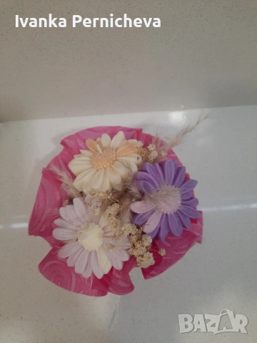 Букет от соеви свещи , снимка 11 - Изкуствени цветя - 54115302