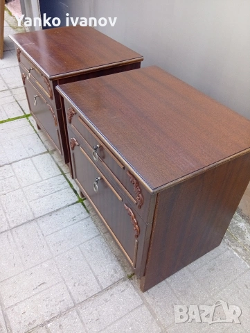 Нощни шкафчета, снимка 3 - Шкафове - 54302503