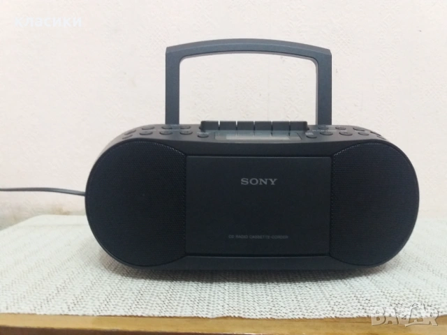 Радиокасетофон сд SONY. 