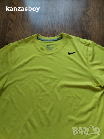 nike dri fit - страхотна мъжка тениска L, снимка 3 - Тениски - 54580639