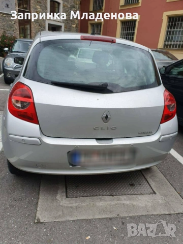Reanault clio автоматик, снимка 6 - Автомобили и джипове - 54338297