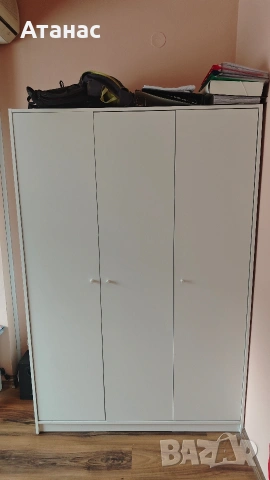 Продавам трикрилен гардероб Ikea Kleppstad, снимка 3 - Гардероби - 54022687