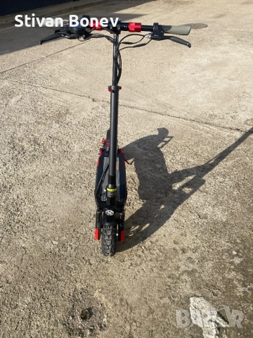 Продавам електрическа тротинетка Kukirin M4 Pro, снимка 2 - Велосипеди - 54072394