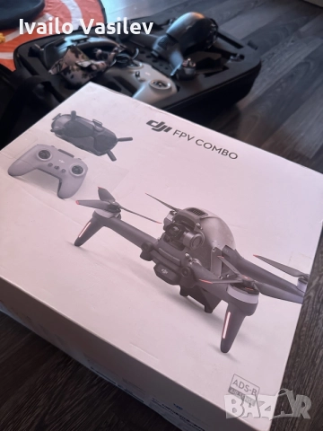 Продавам дрон DJI FPV с МНОГО аксесоари